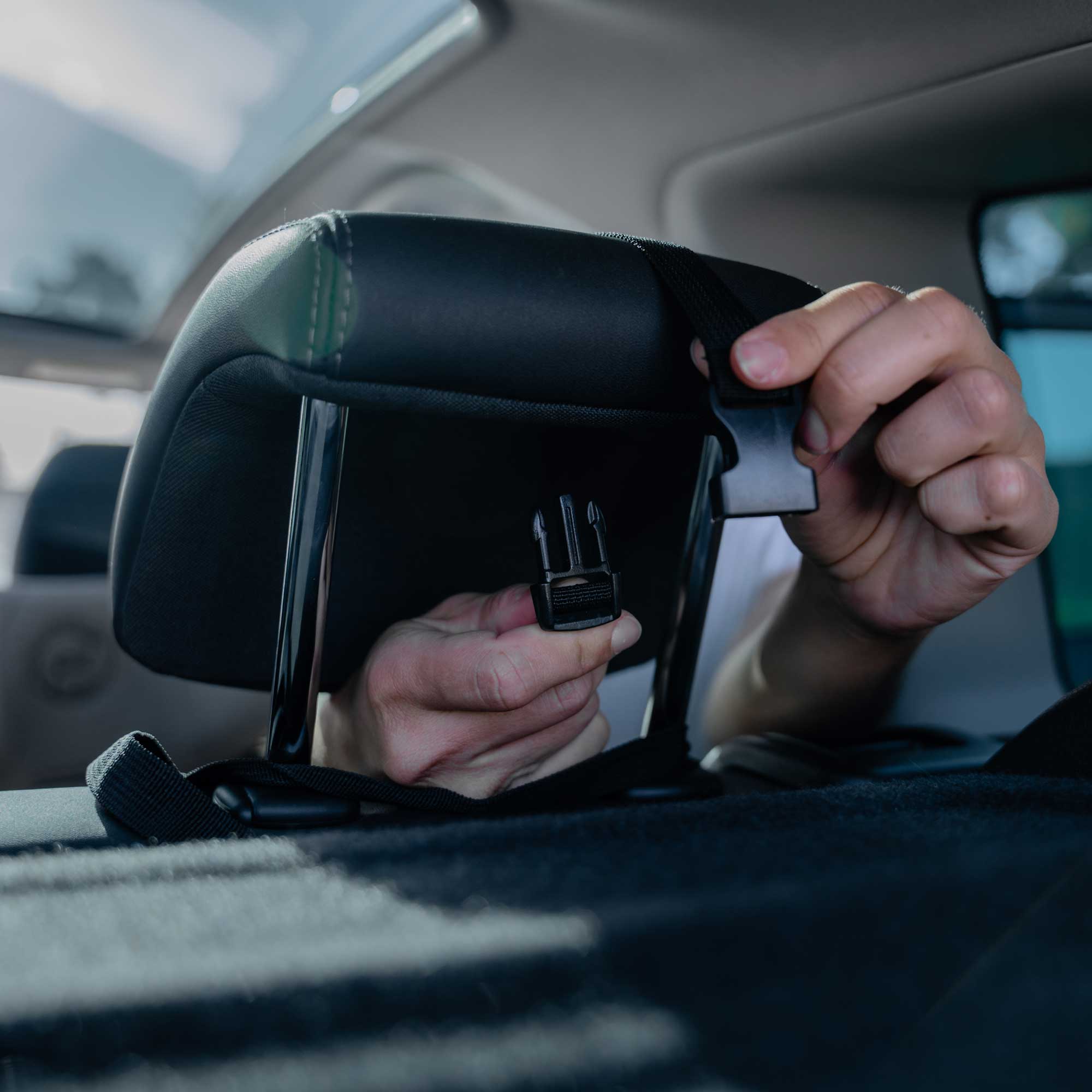 Rear clearance facing mirror